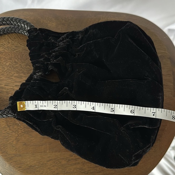 Vintage Kenneth Cole New York Women’s Black Velvet Hand Bag Purse - Picture 8 of 8